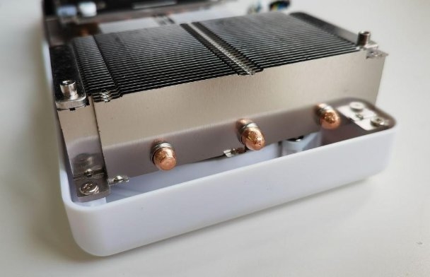 AI性能狂飙！耕升 GeForce RTX 4070 SUPER 踏雪Mini性能解禁