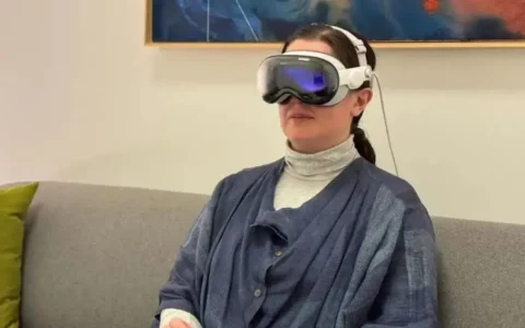 苹果Apple Vision Pro头显部分试戴者反映感到不适