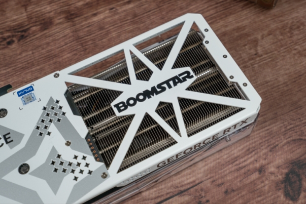 “SUPER”快，影驰 GeForce RTX 4070 SUPER 星曜 OC 评测！带你速闯AI新领域