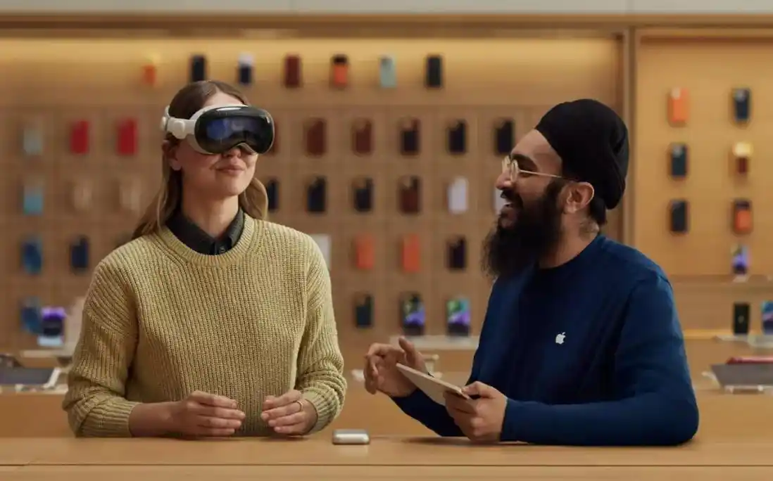 苹果Apple Vision Pro今日开启预售 Vision Pro怎么样？