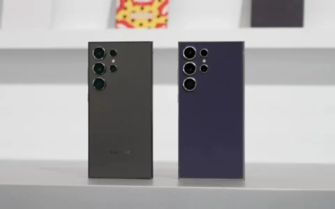 三星Samsung Galaxy S24 Ultra引领手机摄像新潮流：4K 60fps视频录制并实时切换摄像头