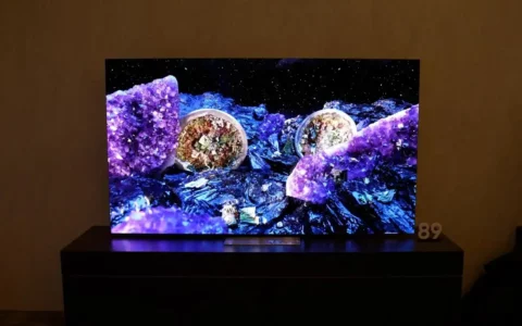 巨额优惠！ 三星Samsung 70英寸QLED 4K电视半价出售