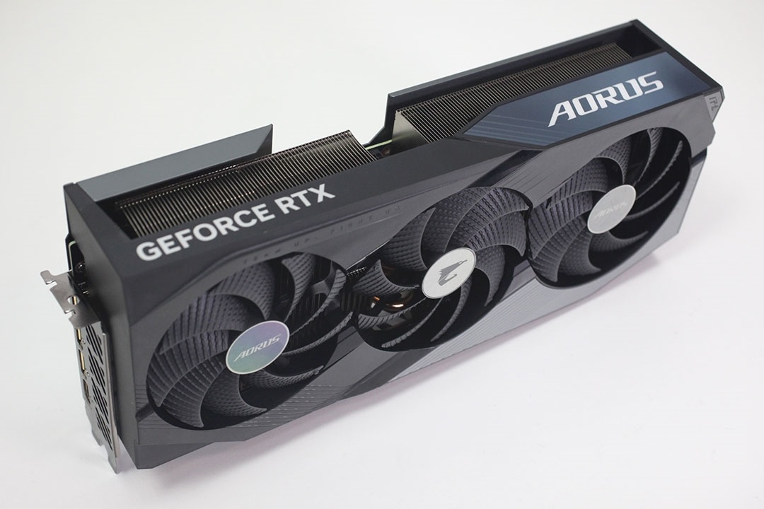 RTX 4070 SUPER功耗爆料：性能提升9％