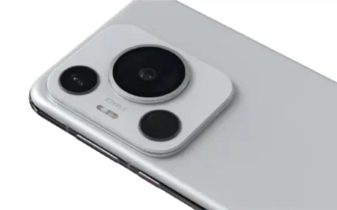 华为HUAWEI P70系列手机规格曝光：搭载1.5K等深微四曲屏和OV50H物理可变光圈
