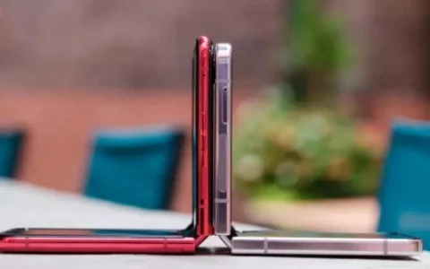 小米翻盖手机Xiaomi Mix Flip曝光：预计今年上半年推出