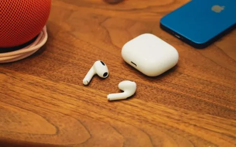 苹果Apple AirPods丢了怎么定位？ 找回无线耳机的实用指南