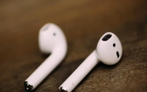 苹果Apple AirPods怎么连接？ 产品连接指南