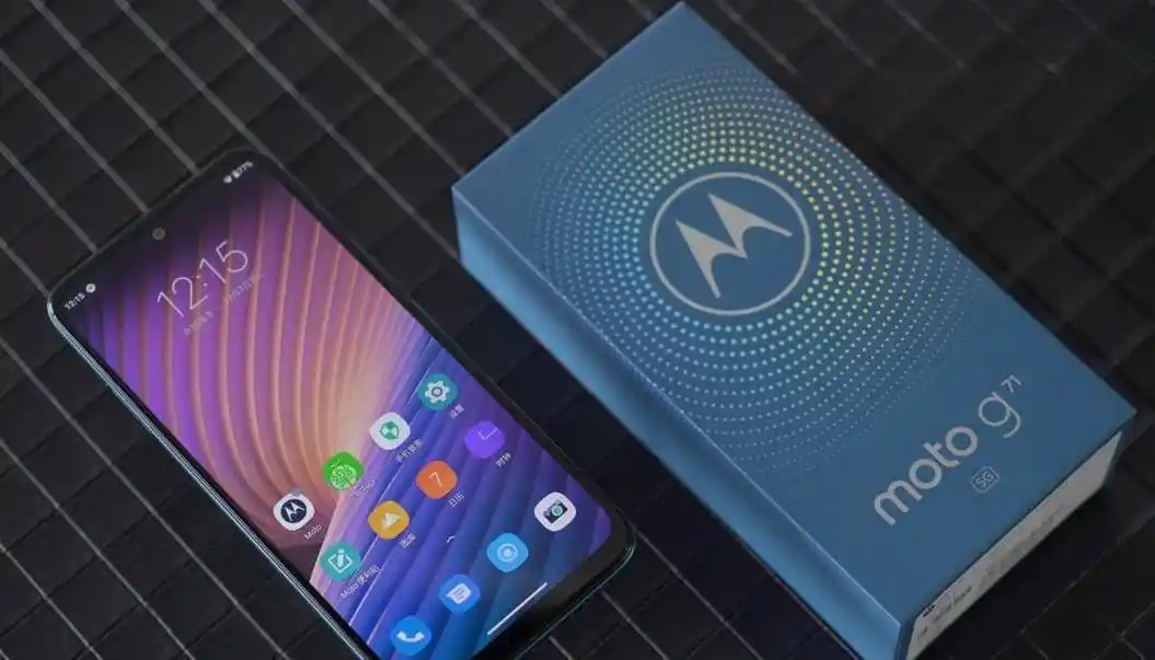 摩托罗拉MOTOROLA公布Android 14系统适配机型清单 新增自定义锁屏功能