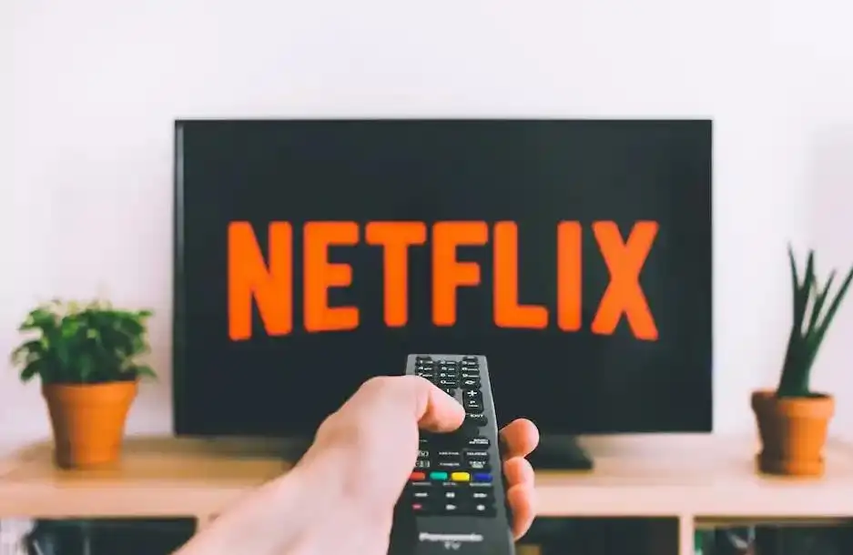 Netflix第四季度财报亮眼：营收增长12.5%，净利润激增16倍
