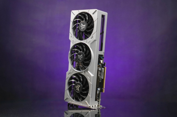 无光也SUPER亮！影驰 GeForce RTX 4070 Ti SUPER 金属大师 高效AI！