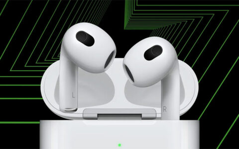 Apple iOS 16与AirPods 3新固件发布：个性化锁屏与无损音频体验再升级