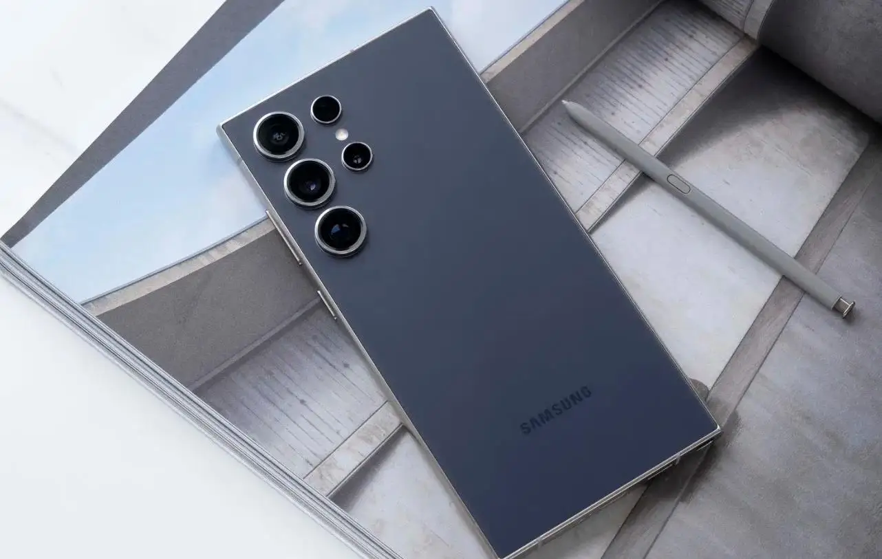 三星Samsung Galaxy S24 Ultra评测：拥有钛金属边框