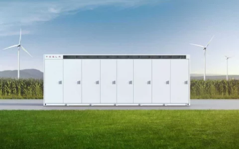 特斯拉Tesla能源业务扩张 2023年电池储能部署增加一倍以上