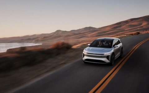 Lucid Air车型交付破万 引领电动汽车市场新潮流