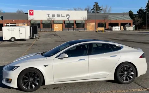 特斯拉Tesla在佛蒙特州开设首家门店 南伯灵顿特斯拉中心即将开业