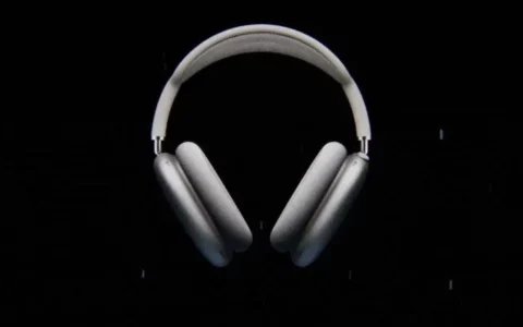 苹果Apple向AirPods Max推送新固件6A324 提供错误修复和其他改进
