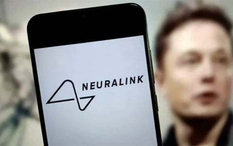 马斯克宣布Neuralink完成首例脑机接口人体实验，这项技术将为人类带来更美好的未来。