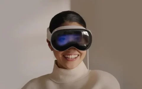 苹果Apple Vision Pro头显外置电池参数曝光：拥有3166mAh