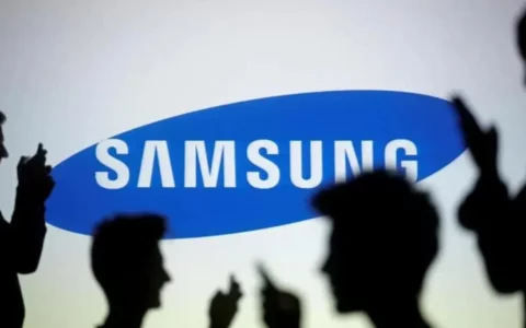 三星Samsung Galaxy Z Fold6外观曝光：薄如蝉翼，稳如泰山