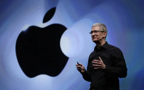 苹果Apple CEO库克宣布全新AI功能 iOS 18引领苹果史上最大升级