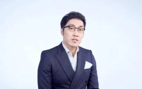 格力员工:王自如是年会策划总指挥