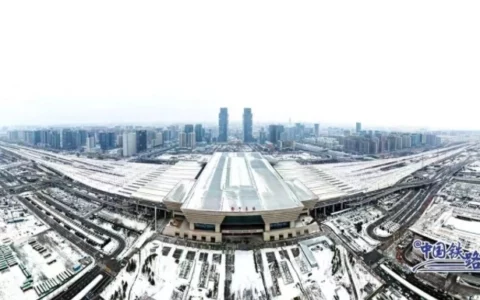 开售即秒光？抢票软件成功概率更高？铁路12306回应热点问题