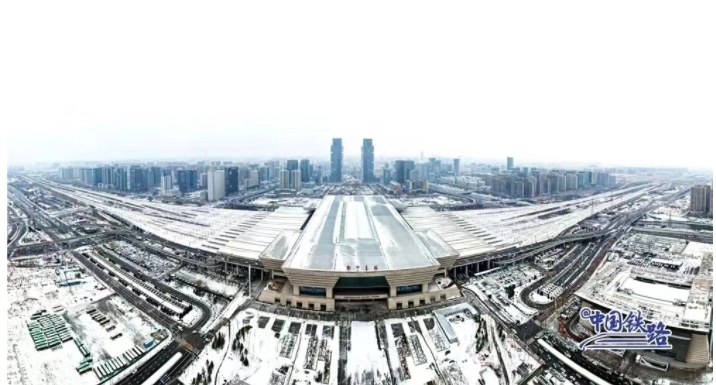 开售即秒光？抢票软件成功概率更高？铁路12306回应热点问题