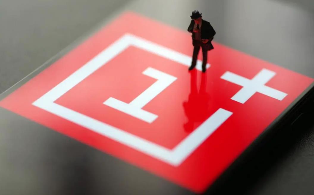 一加OnePlus有望调整家族式设计 迎接骁龙 8 Gen 4新机