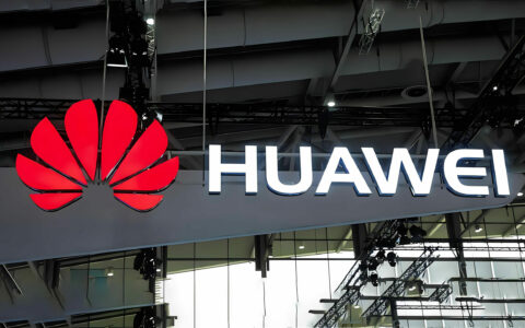 华为HUAWEI重夺中国智能手机销量榜首，Mate 60 Pro引领复苏