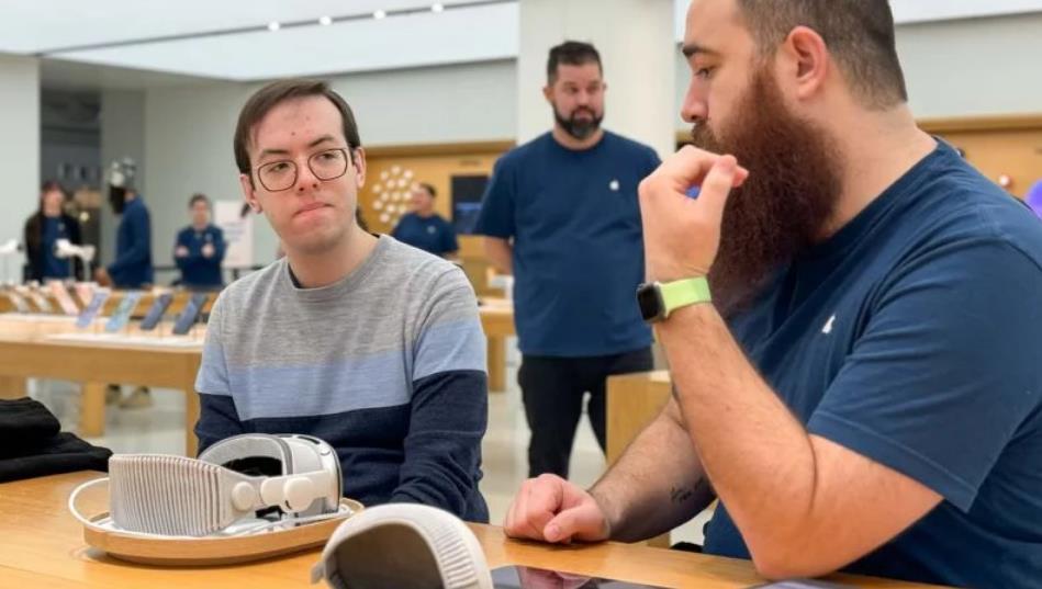 苹果Apple Vision Pro演示预约在美国所有苹果商店开启