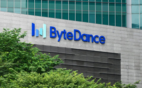 字节跳动Bytedance CEO梁汝波警示：错过人工智能AI浪潮将致平庸