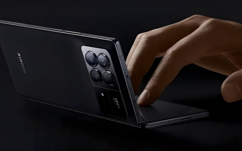 小米Xiaomi Mix Fold 4挑战三星Samsung Galaxy Z Fold 6：传闻揭示全新四摄与轻薄设计