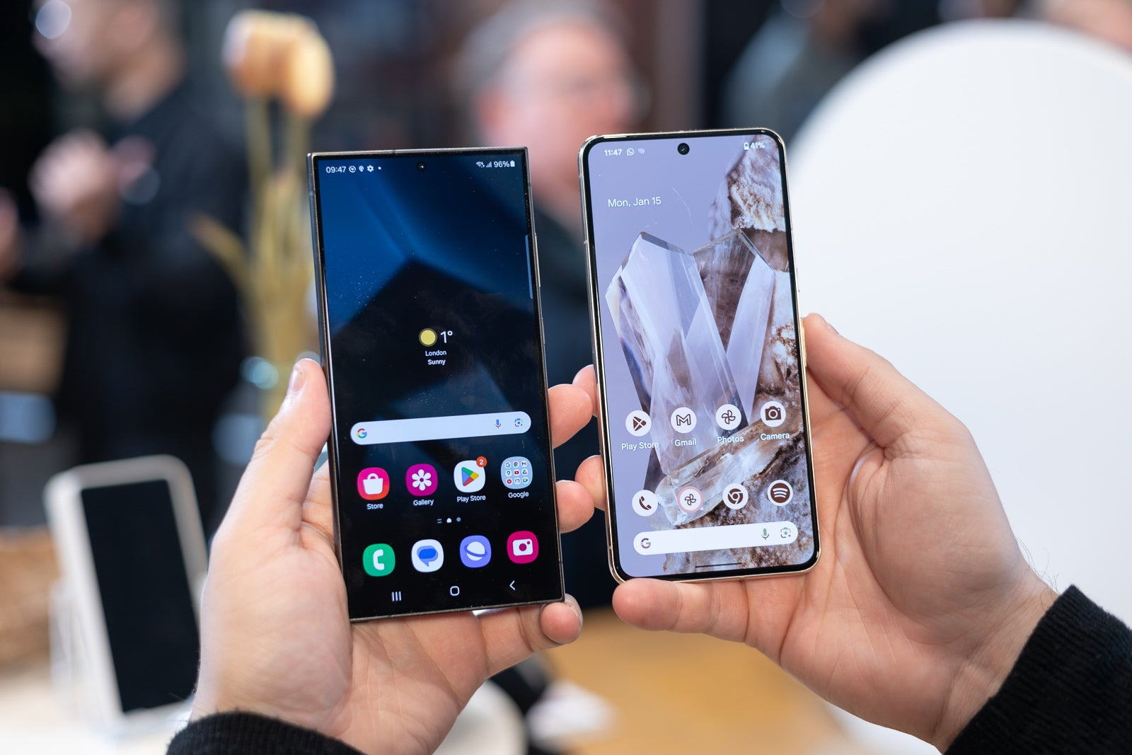 Samsung Galaxy S24 Ultra VS Google Pixel 8 Pro：相机对决