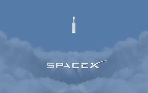 SpaceX迁址风波：马斯克回应550亿美元薪酬争议