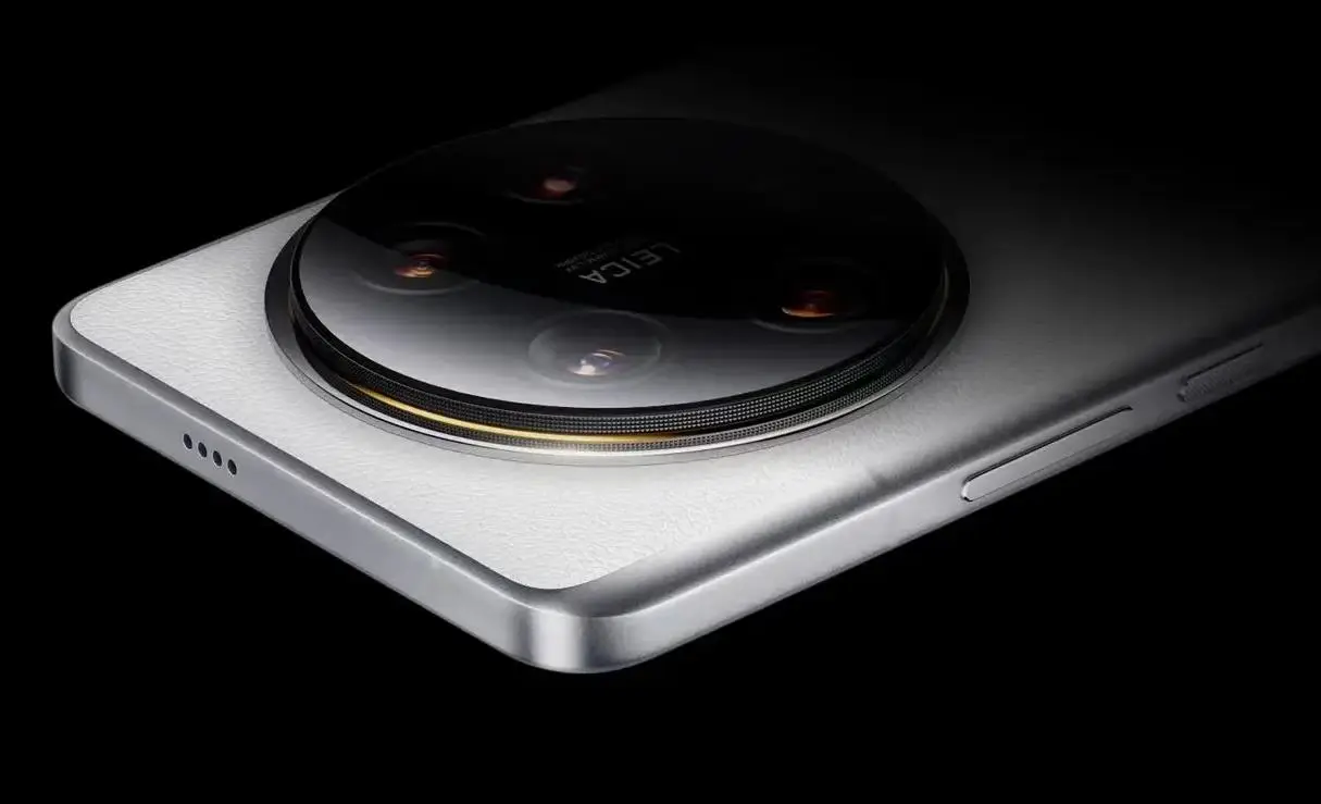 小米Xiaomi 14 Ultra外观公布 采用全等深微曲屏