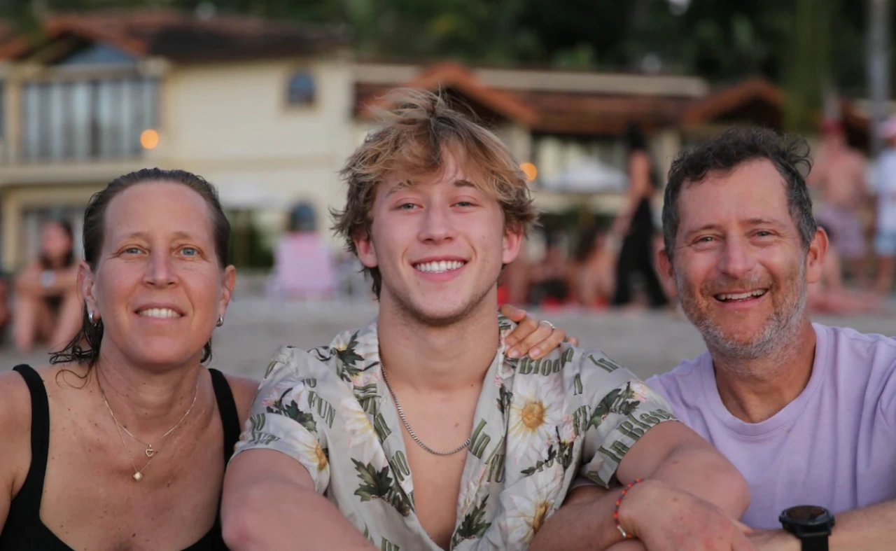 YouTube前CEO苏珊·沃西基 (Susan Wojcicki )19岁儿子在加州大学伯克利分校去世