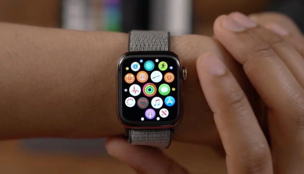 苹果Apple watchOS 10.4开发者预览版Beta 4发布：新增Emoji并修复系统错误
