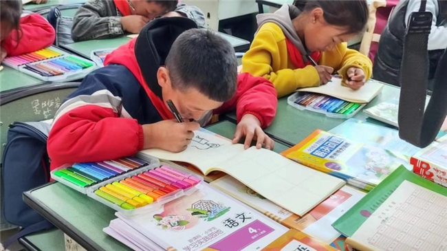 京东文具开学季可享3件8折福利 得力京东超级品牌日一站购齐更划算