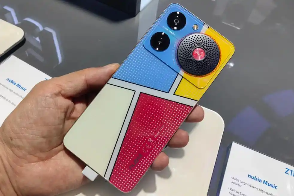 MWC 2024：努比亚nubia Music正式发布，采用复古设计与超强音量