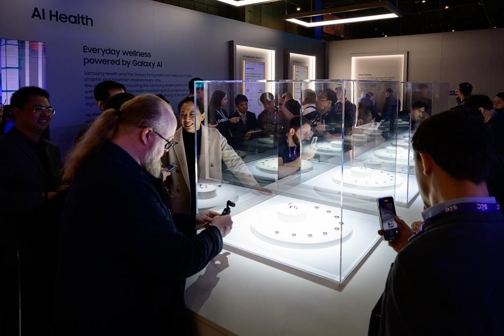 三星携最新产品和服务亮相MWC 2024 开启移动AI新时代