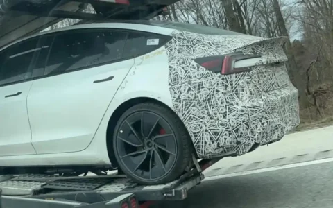 特斯拉Model 3高性能版再曝光 或即将亮相