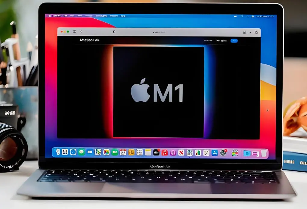 苹果停产M1 MacBook Air 新型号搭载M2、M3芯片闪亮登场