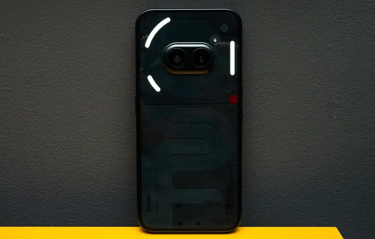 Nothing Phone (2a)评测：廉价手机的新标杆