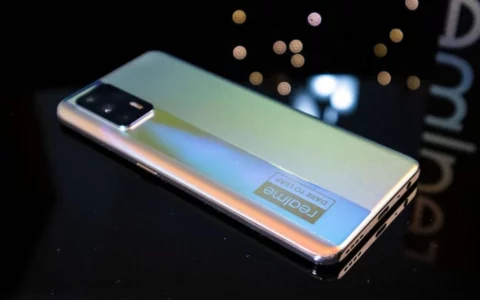 realme真我GT Neo6 SE配置曝光：中端机皇搭载骁龙7+ Gen 3