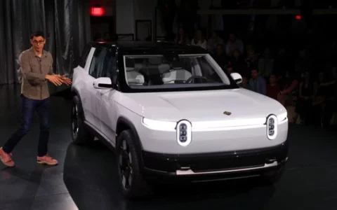 Rivian推出平价电动SUV R2和跨界车R3 加速市场布局