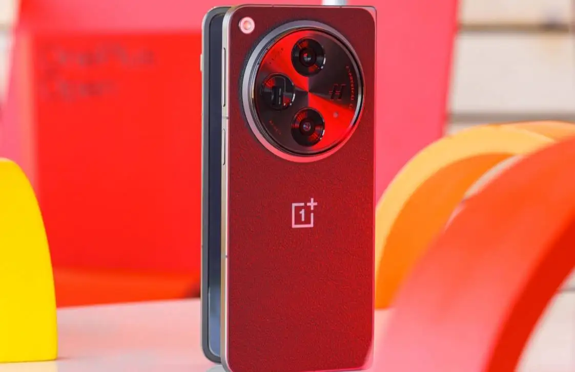 一加OnePlus Open在美推出Android 14更新 可折叠手机用户迎来新体验