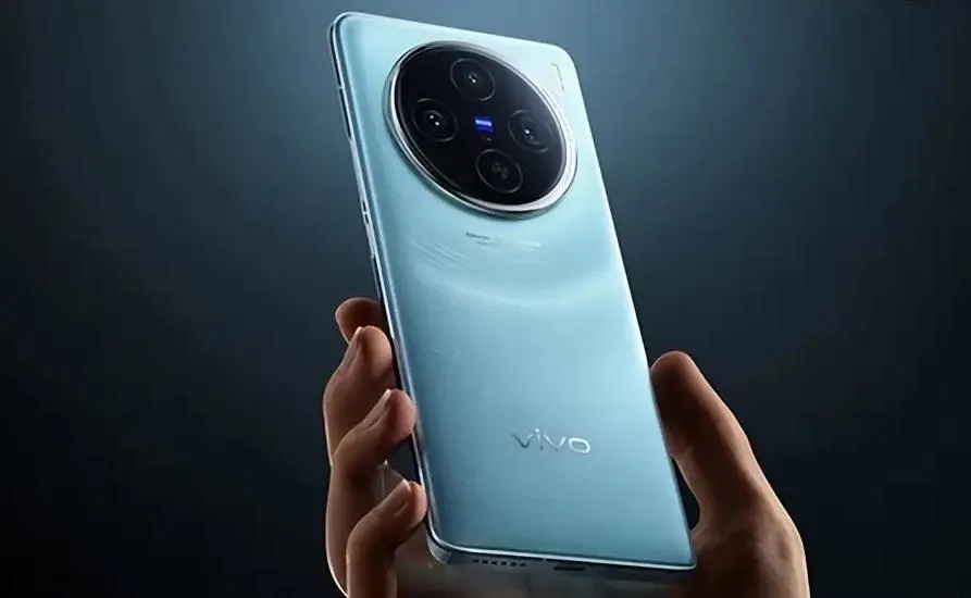 vivo X100S曝光：天玑9300+加持，1.5K极窄直屏引领新风尚