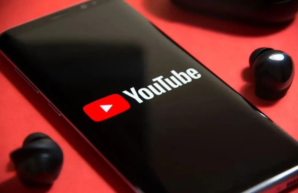 YouTube新策略引发热议：未登录账号，首页推荐成空白