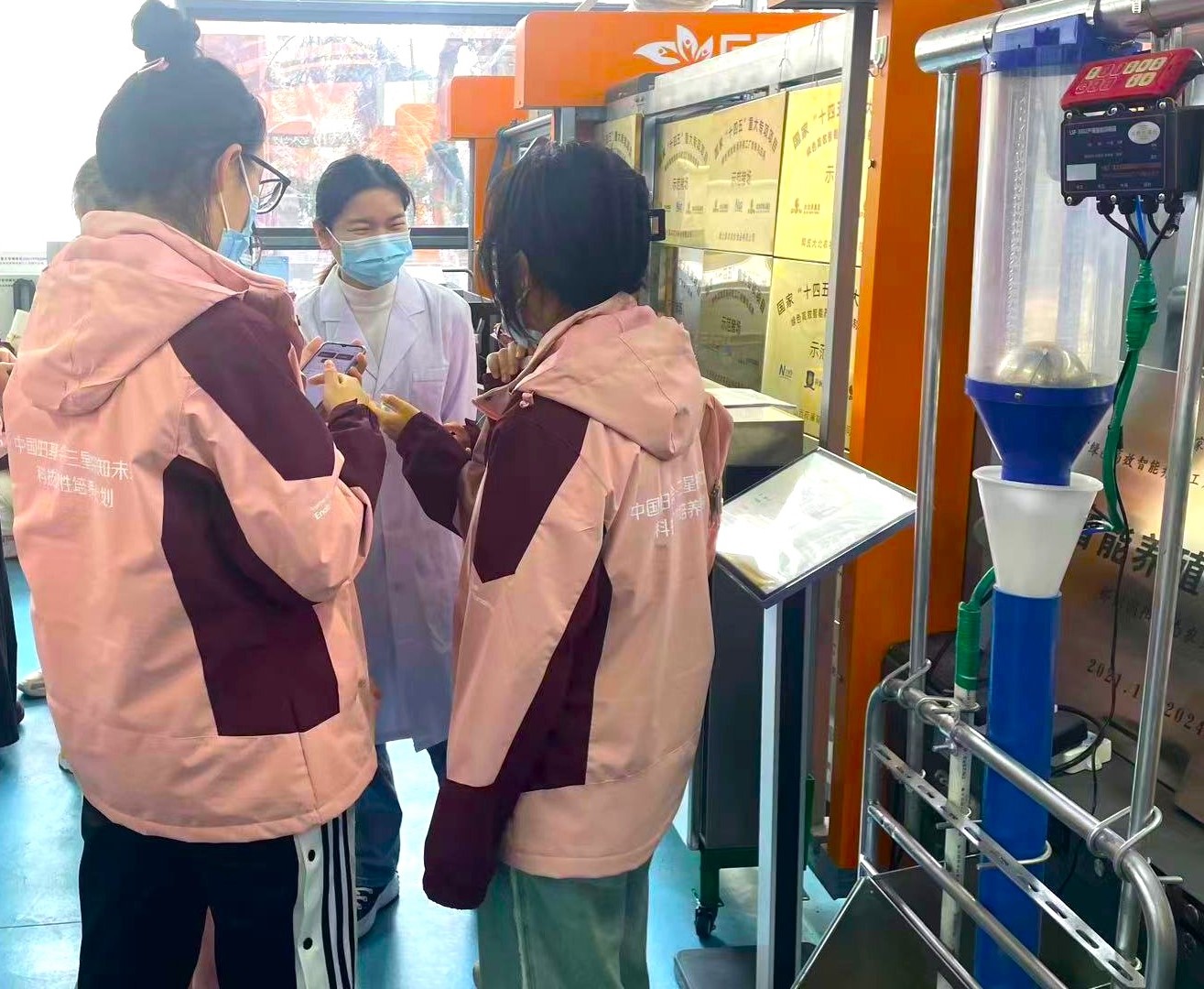 探索科技，塑造未来：三星STEM GIRLS培养女性科研新秀