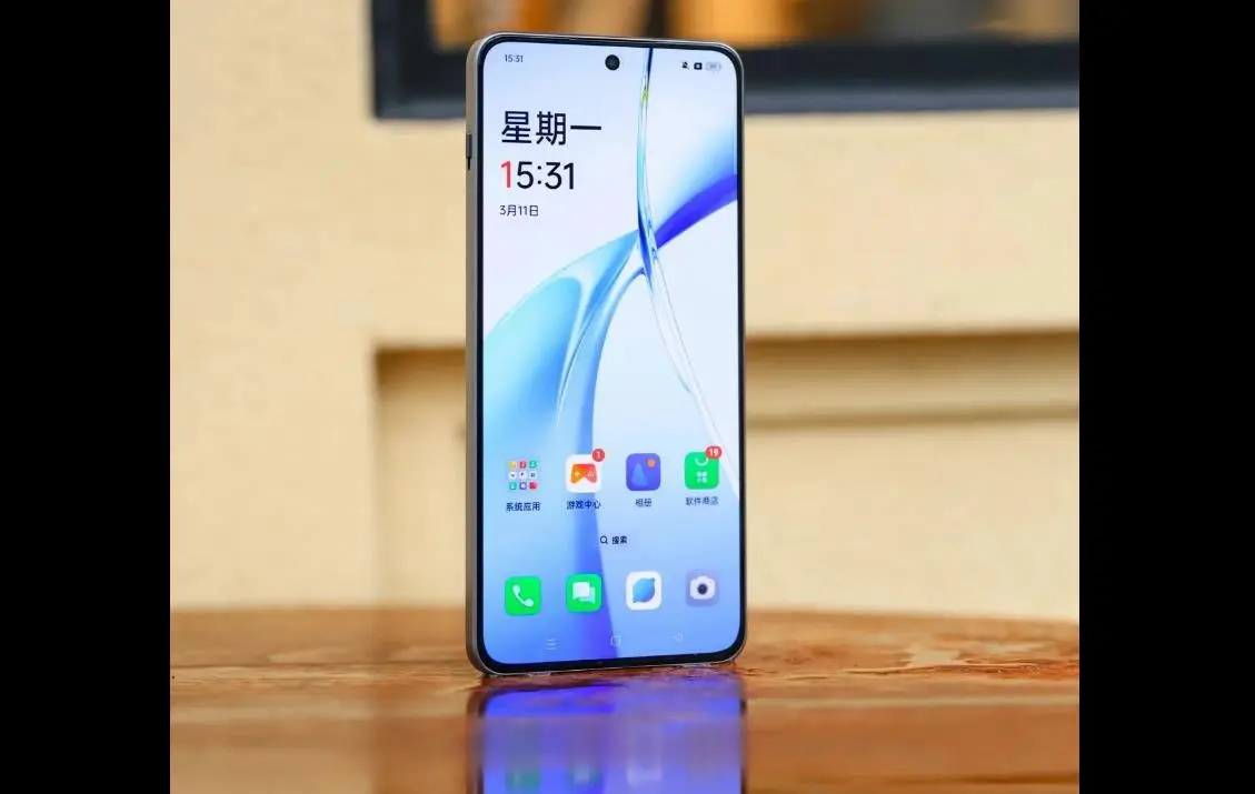 一加OnePlus Ace 3V外观设计曝光：居中挖孔屏与三段式按键，独特造型引期待